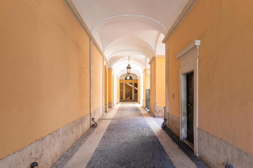 Penthouse In Piazza Venezia With Terrace * Rome